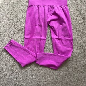 NVGTN Contour Seamless